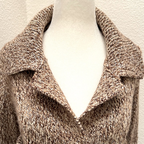 BCBG One Button Oatmeal Cardigan - Picture 5 of 14